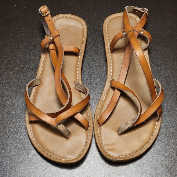 SO Gladiator Sandals - Picture 4 of 5